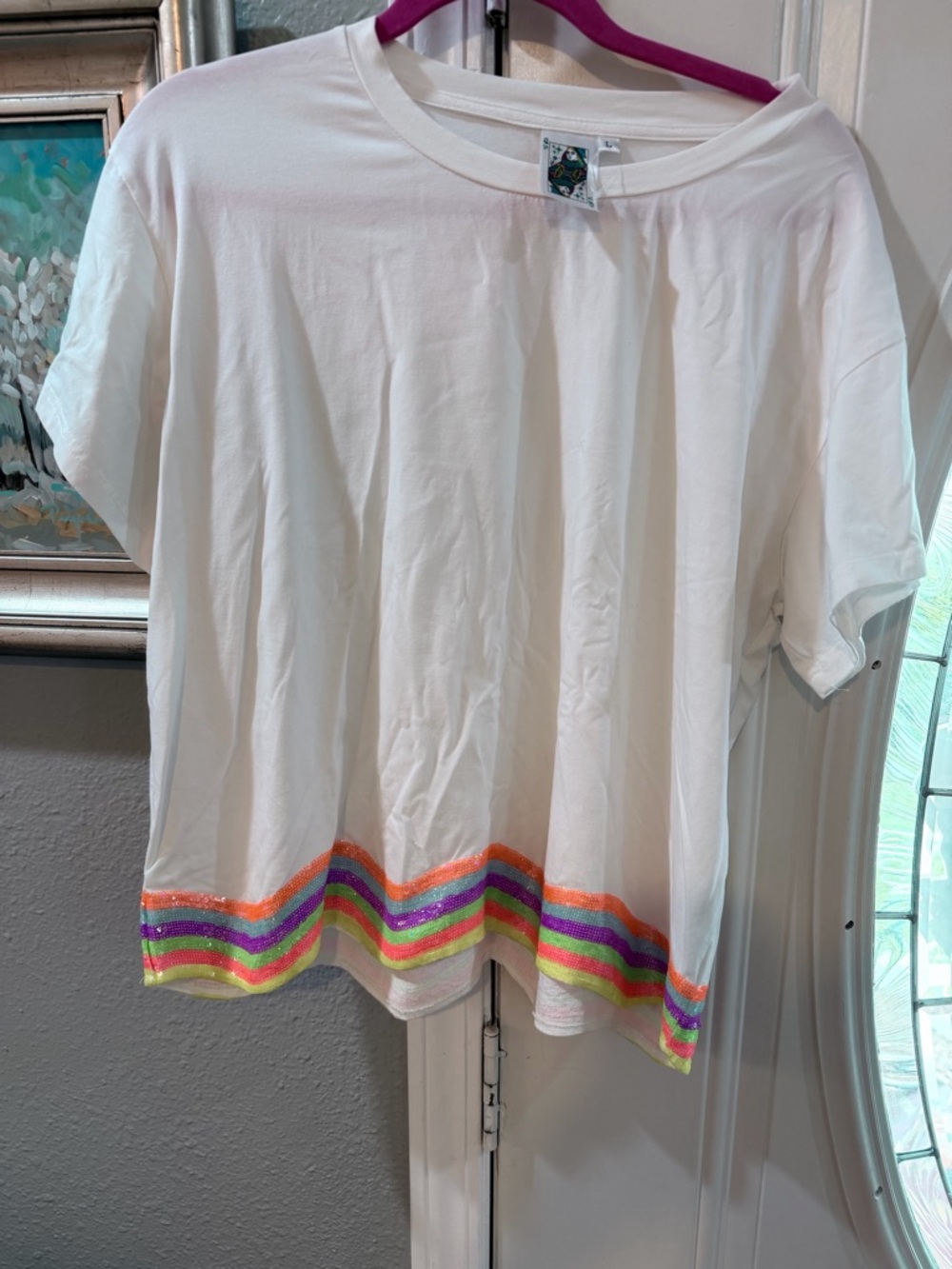 QUEEN OF SPARKLES White Short Sleeve Tee with Rainbow Glitter Hem